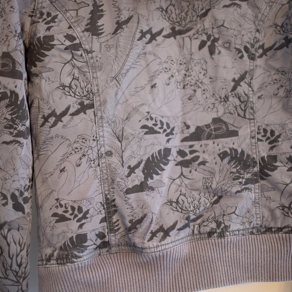 Gray Aritzia TNA Jacket with Black Doodle Drawings - Picture 7 of 7